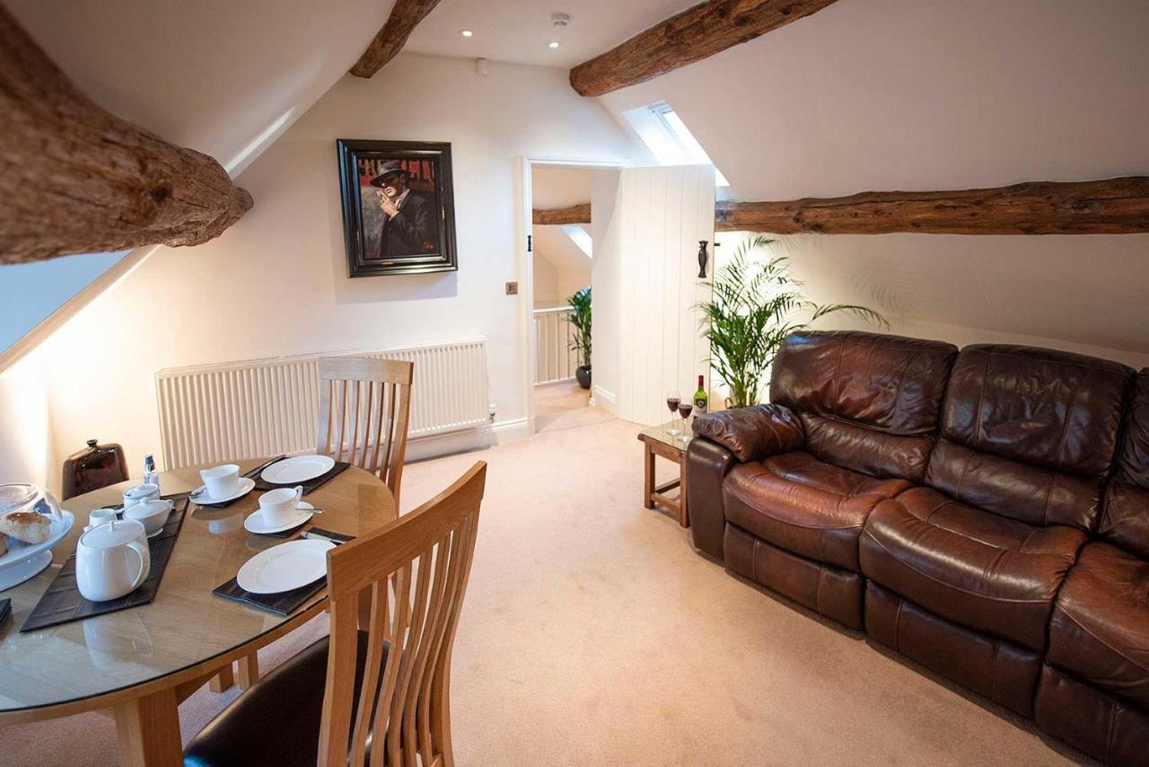 Neroli River View Apartment Bourton-on-the-Water Eksteriør billede