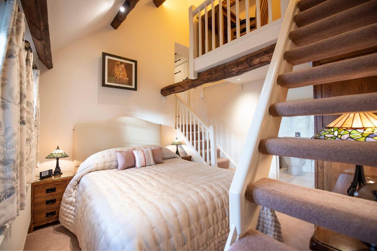 Neroli River View Apartment Bourton-on-the-Water Eksteriør billede