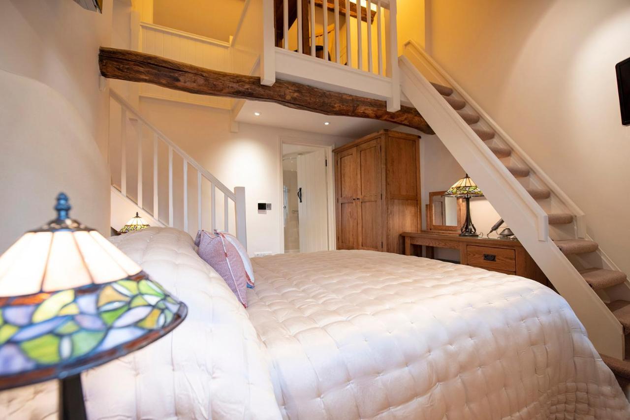 Neroli River View Apartment Bourton-on-the-Water Eksteriør billede